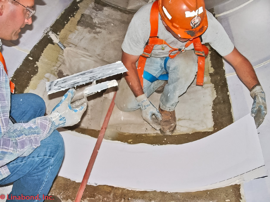 Bottom Joints in this Pipe Overlap Liner by 4-inch minimum